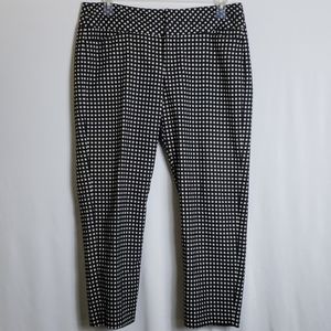 ELLE | Crop Pants | Black and Cream | Size 12